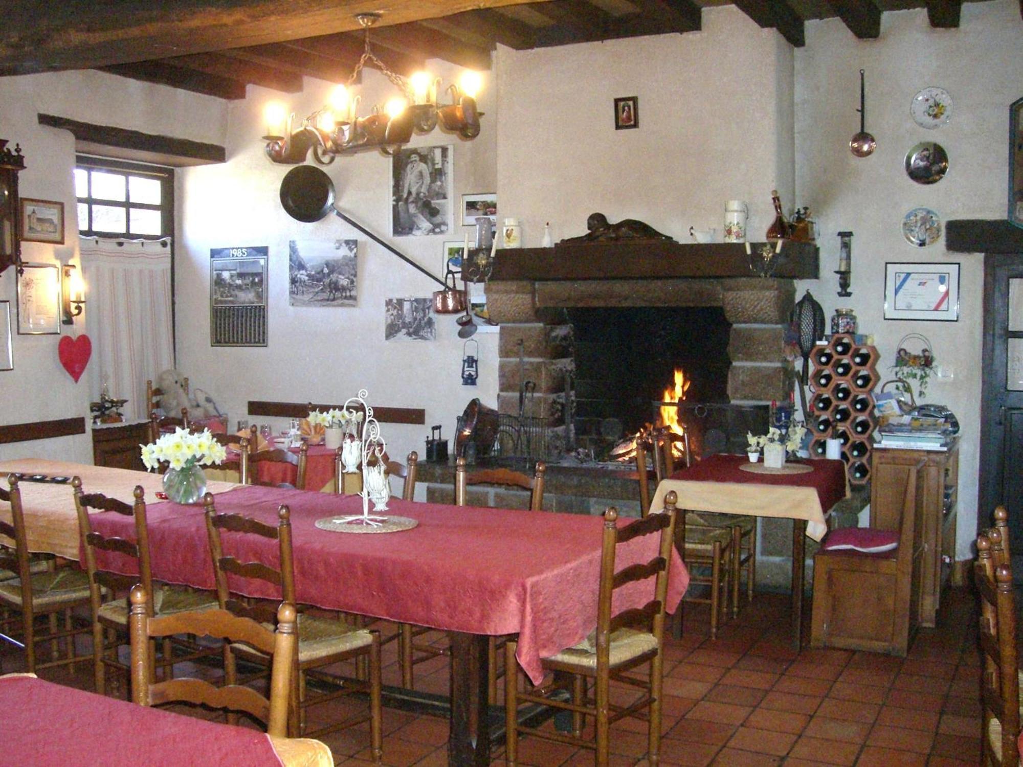 Chambres D'Hotes De La Ferme Auberge De Mesauboin Billé Exterior foto